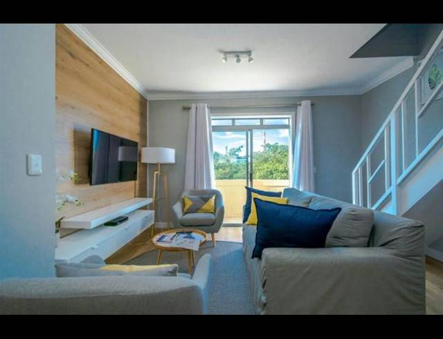 2 BEDROOM APARTMENT FOR SALE IN UMHLANGA RIDGE